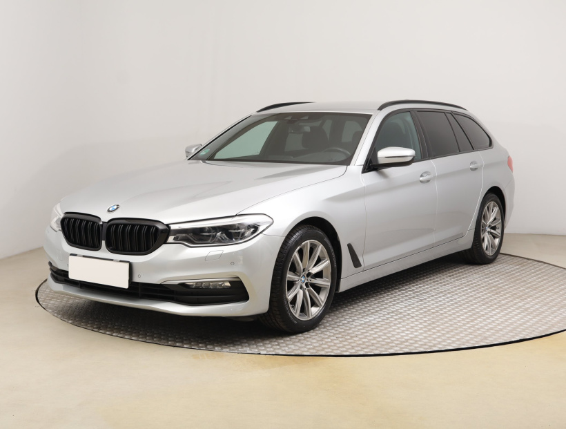 BMW 5, 2018