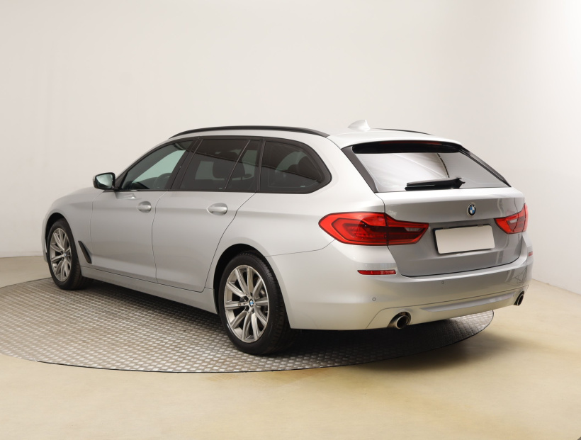 BMW 5, 2018