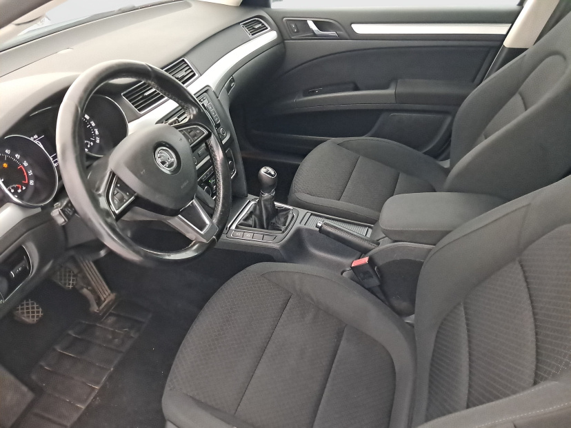 Škoda Superb, 2013