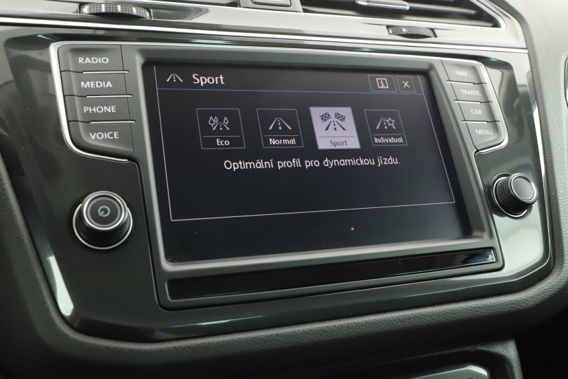 Volkswagen Tiguan, 2016