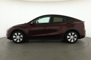 Tesla Model Y - 2024
