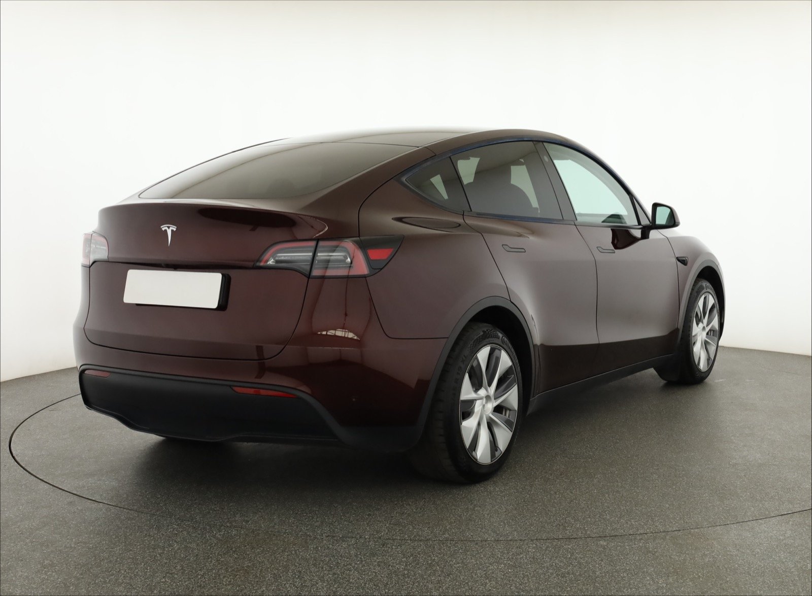 Tesla Model Y Long Range RWD – fotografie 7