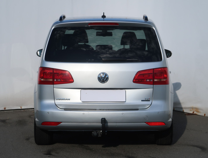 Volkswagen Touran, 2012