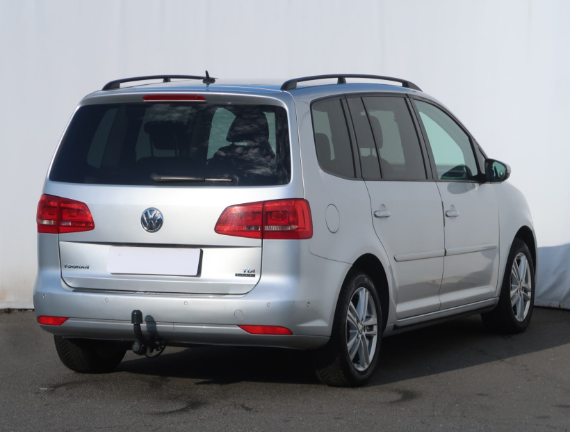 Volkswagen Touran, 2012