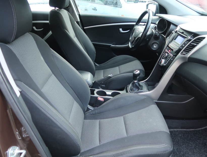 Hyundai i30, 2016