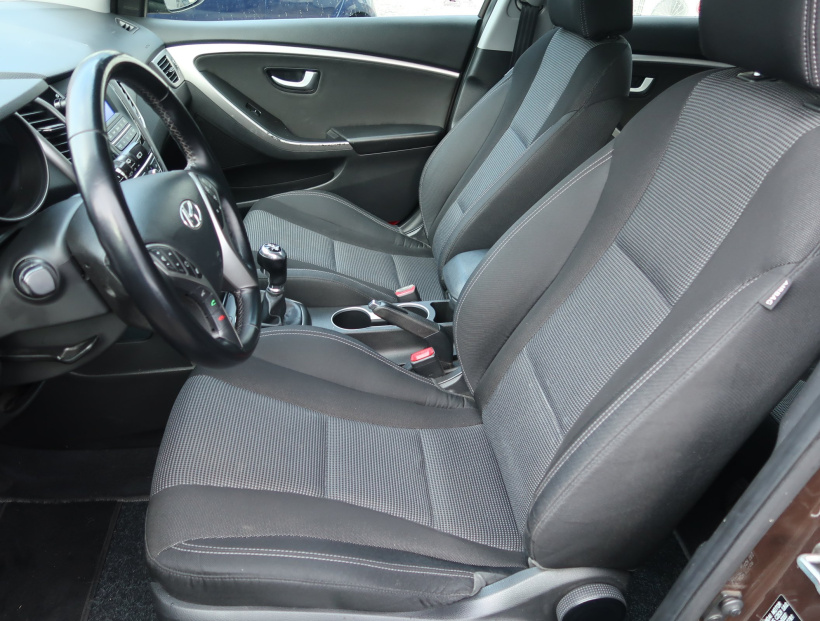 Hyundai i30, 2016