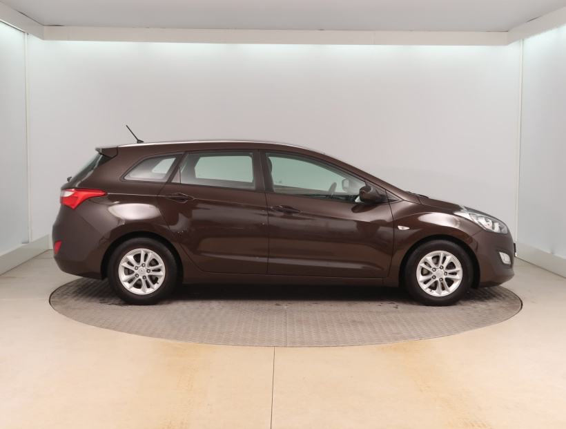 Hyundai i30, 2016