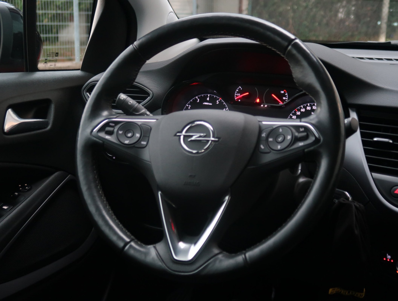 Opel Crossland, 2022