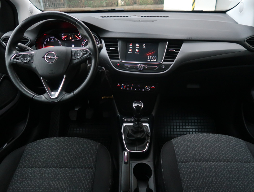 Opel Crossland, 2022