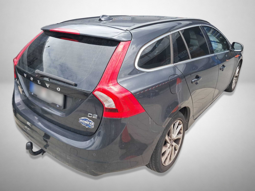 Volvo V60, 2015