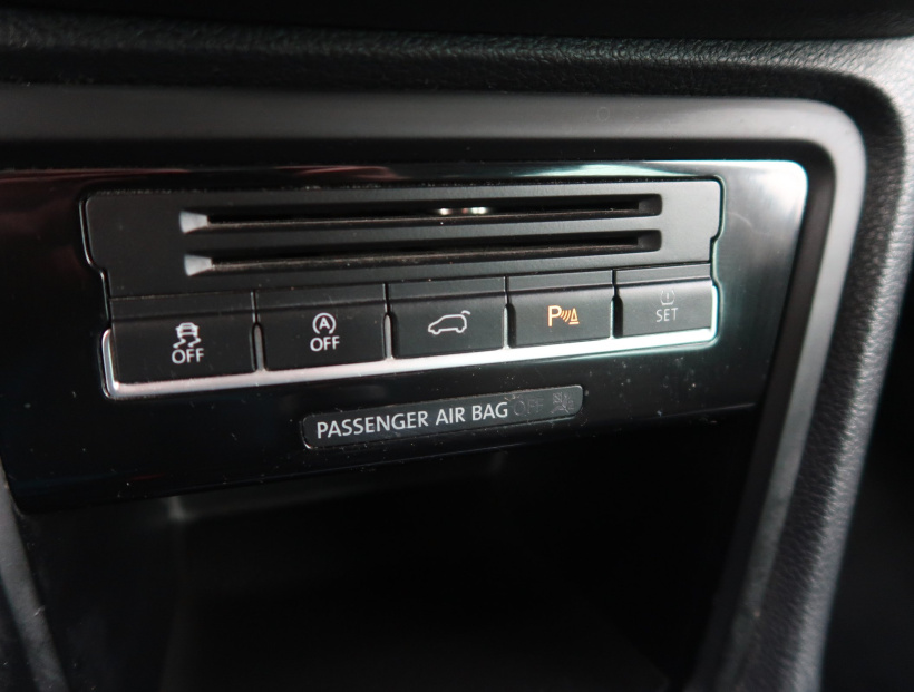 Volkswagen Sharan, 2015