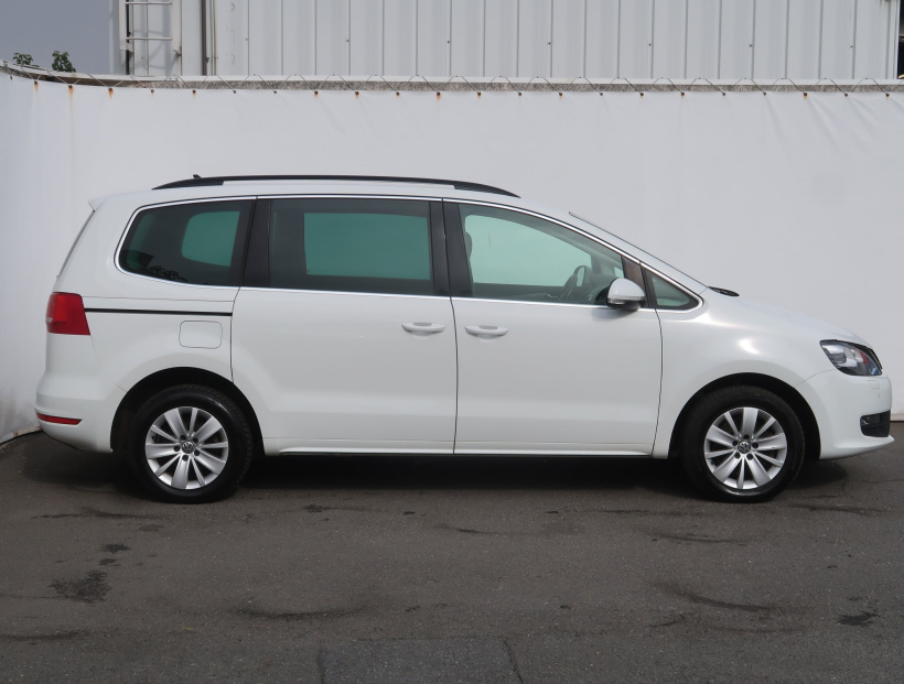 Volkswagen Sharan, 2015