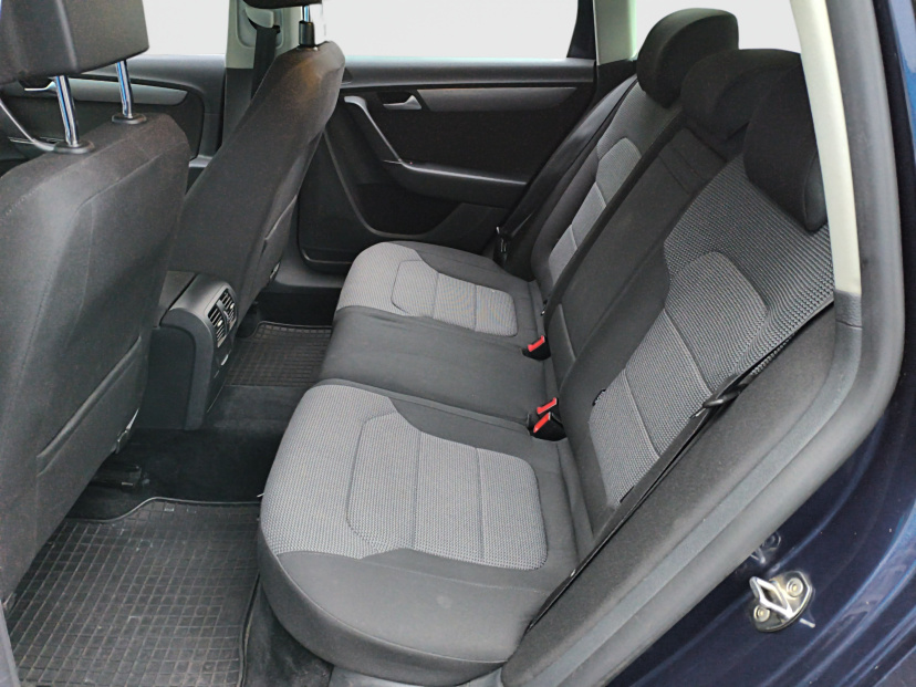 Volkswagen Passat, 2012