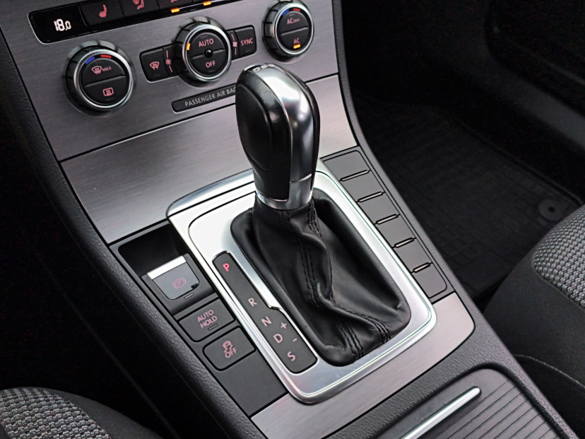 Volkswagen Passat, 2012