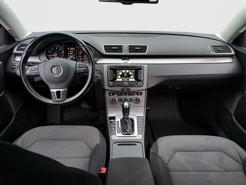 Volkswagen Passat, 2012