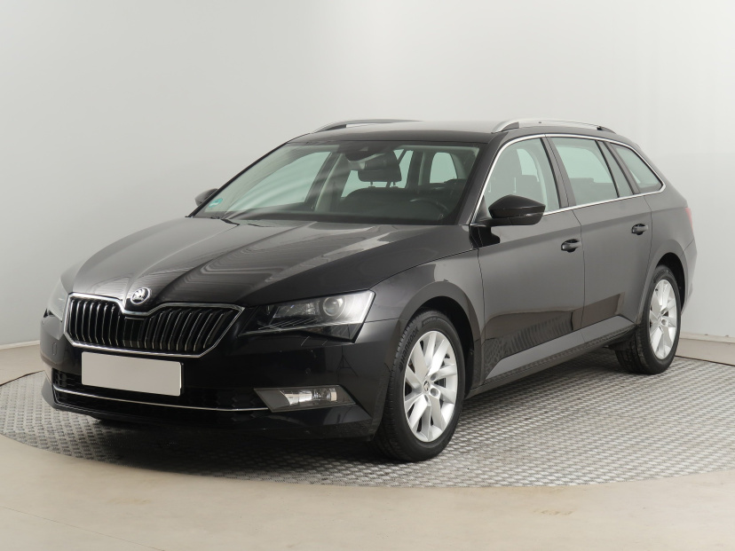 Škoda Superb, 2017