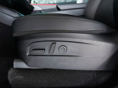 Tesla Model Y - 2025
