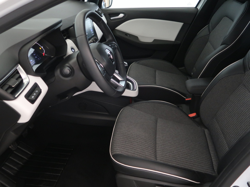 Renault Clio, 2023