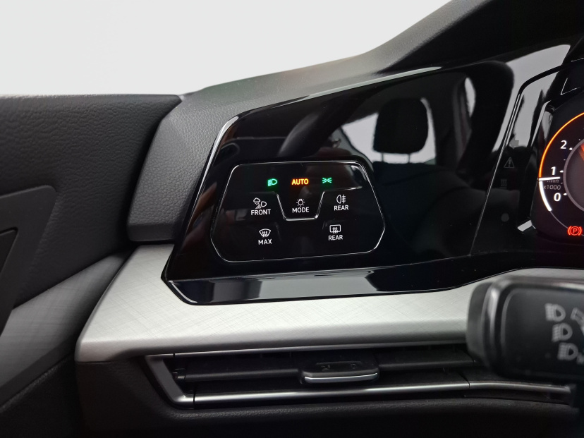 Volkswagen Golf, 2021