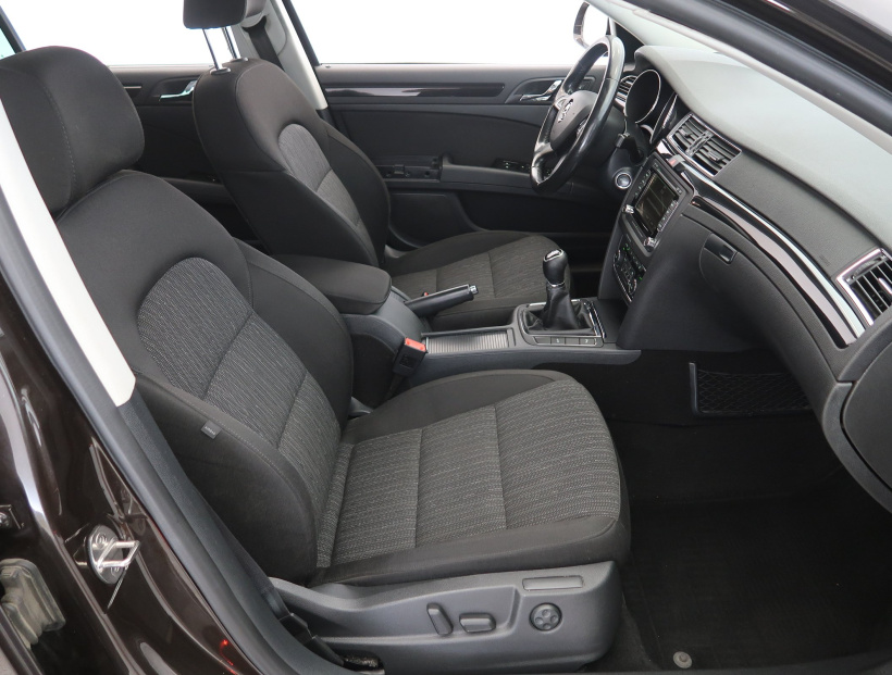Škoda Superb, 2014
