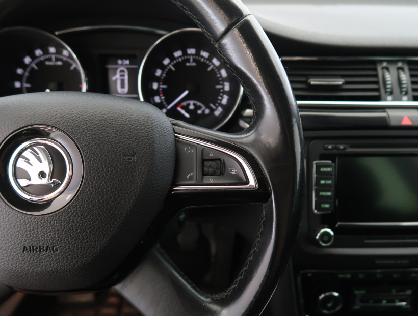 Škoda Superb, 2014