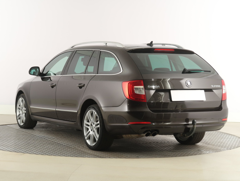 Škoda Superb, 2014