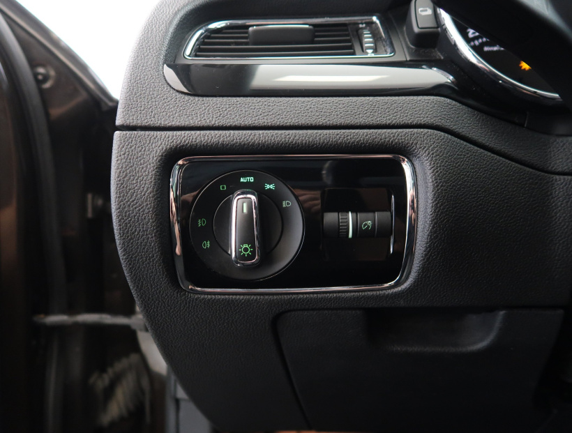 Škoda Superb, 2014