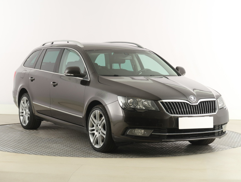 Škoda Superb, 2014