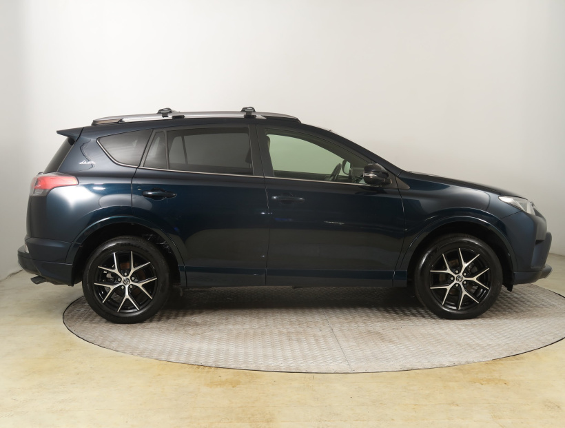 Toyota RAV 4, 2018