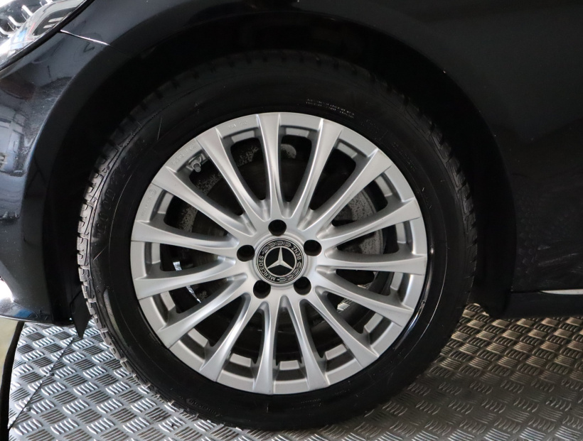 Mercedes-Benz C, 2019