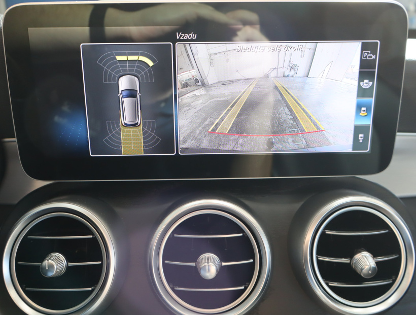 Mercedes-Benz C, 2019