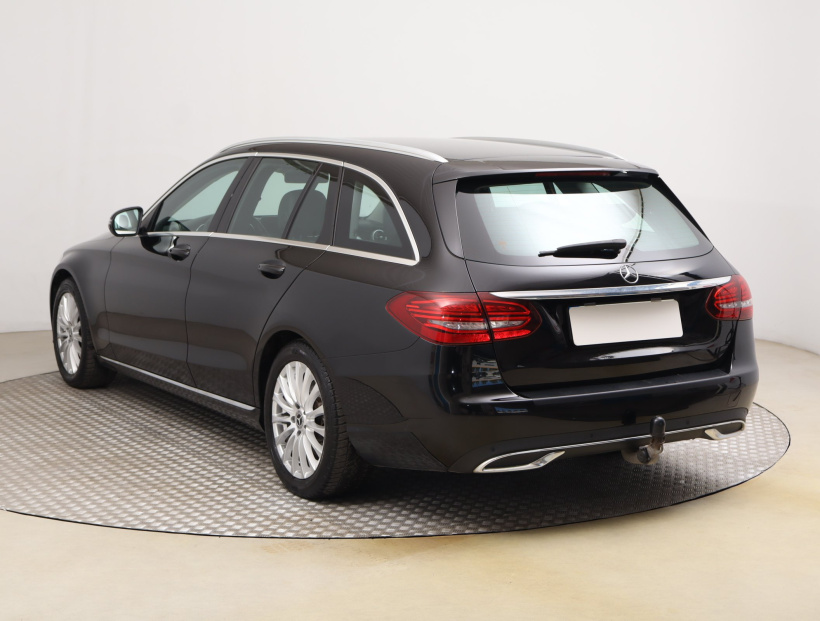 Mercedes-Benz C, 2019
