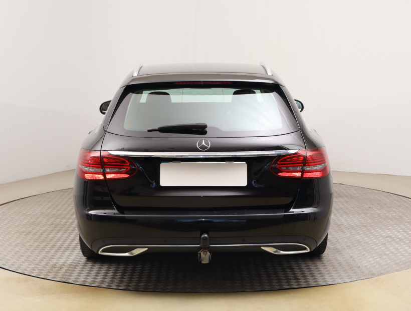Mercedes-Benz C, 2019