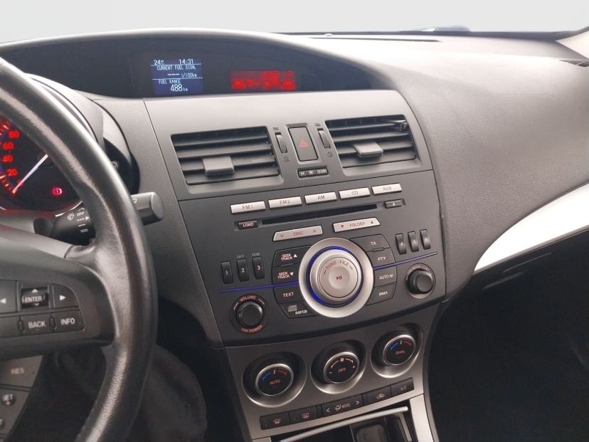 Mazda 3, 2011