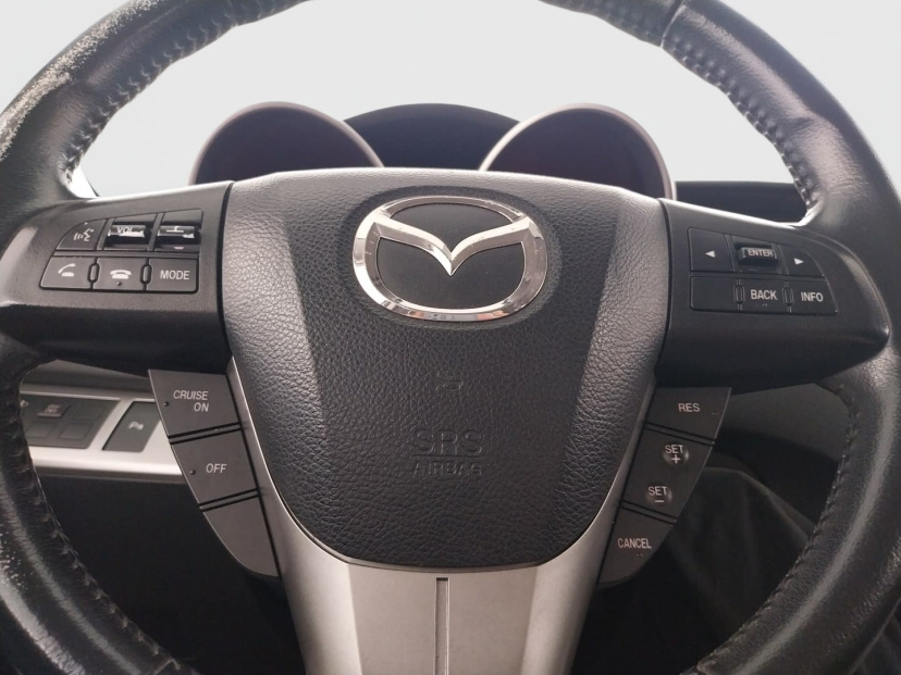 Mazda 3, 2011