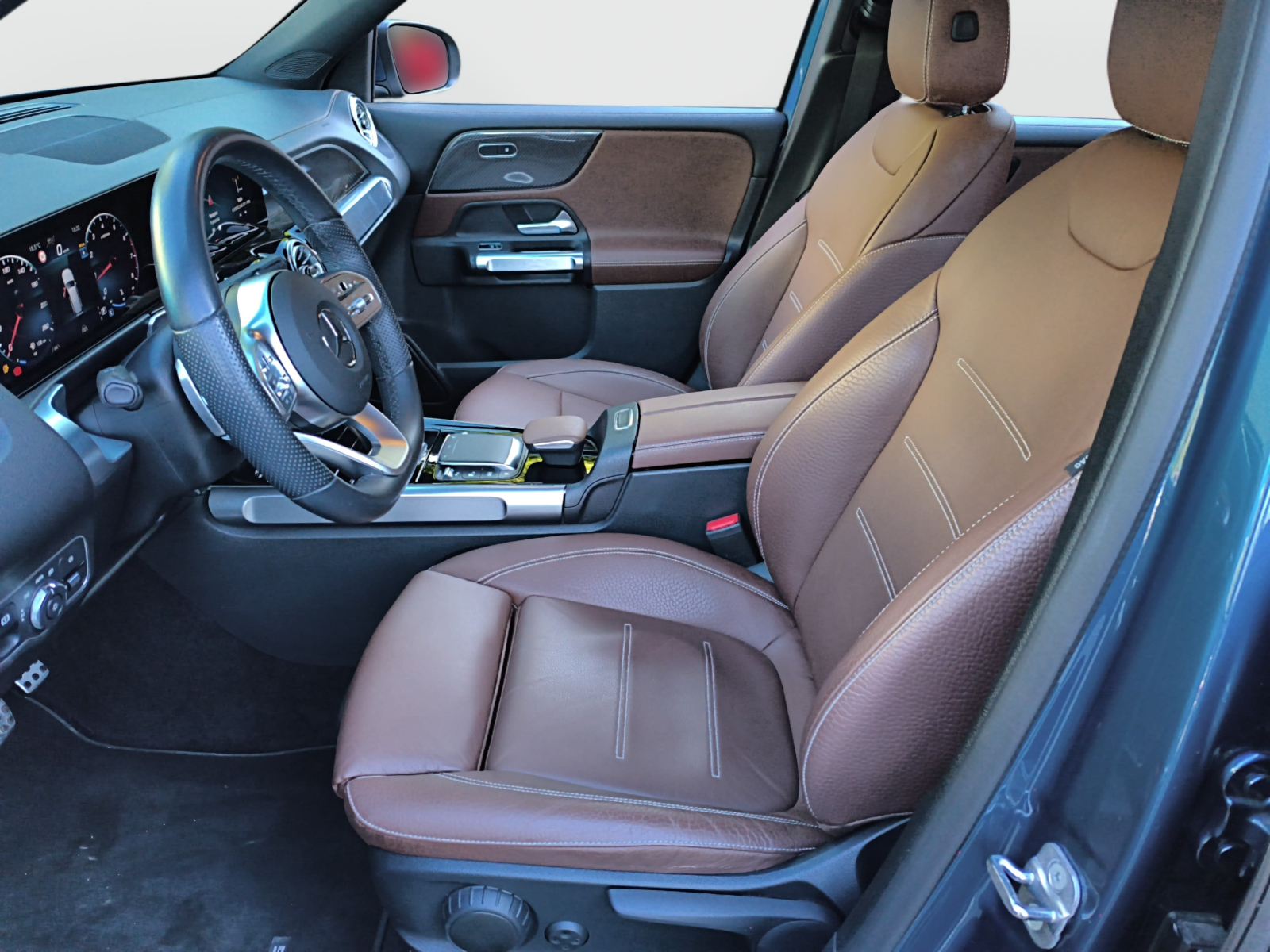 Mercedes-Benz GLB - 2023