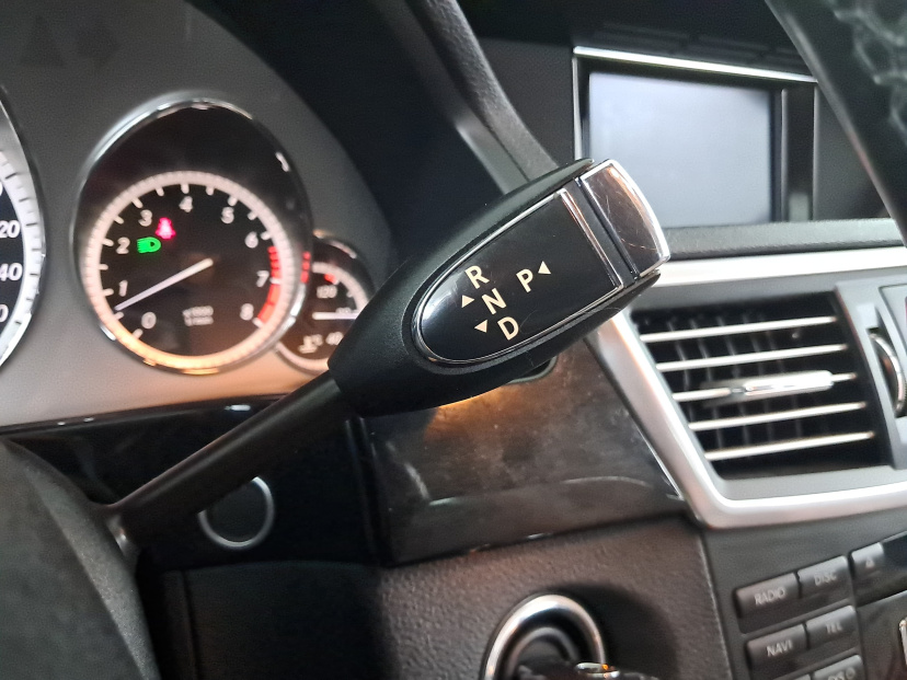 Mercedes-Benz E, 2009
