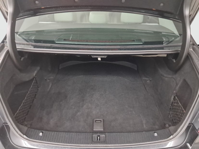 Mercedes-Benz E, 2009