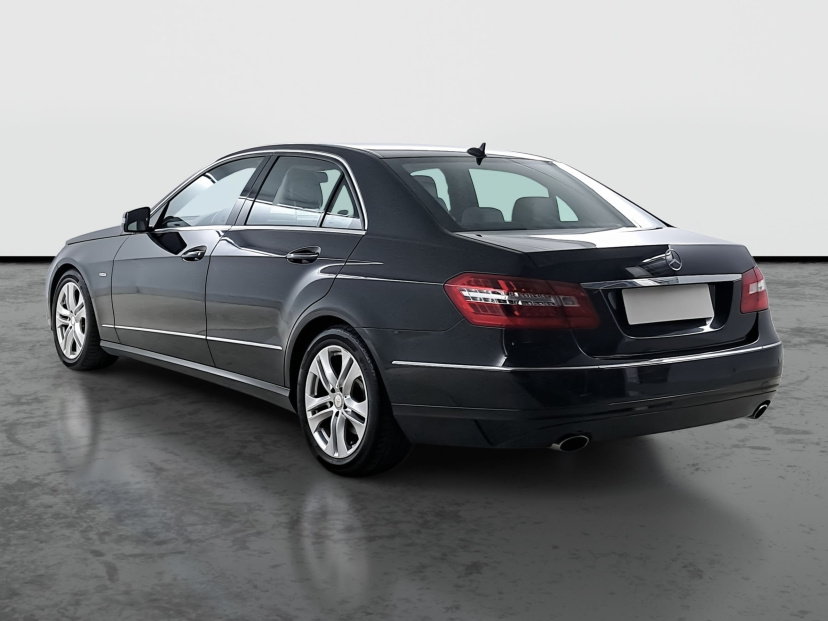 Mercedes-Benz E, 2009