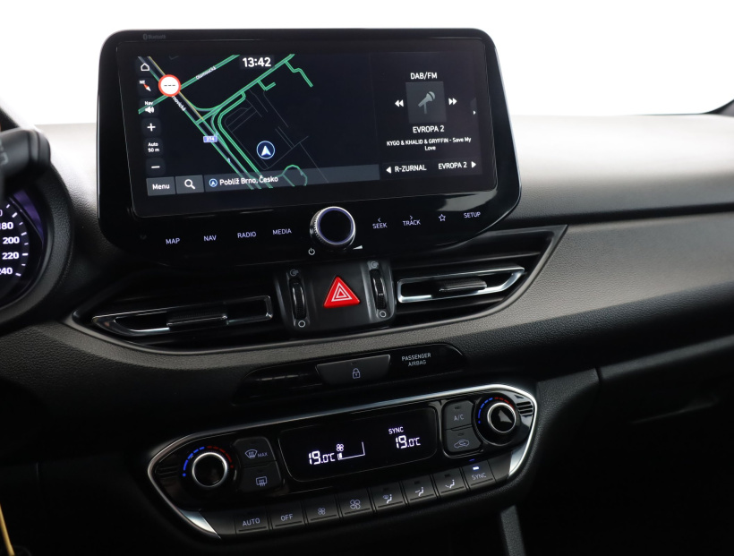 Hyundai i30, 2022