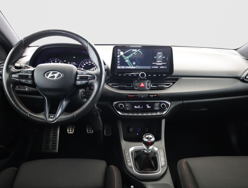 Hyundai i30, 2022