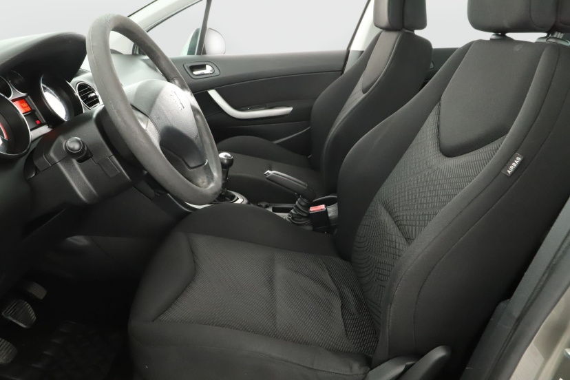 Peugeot 308, 2009