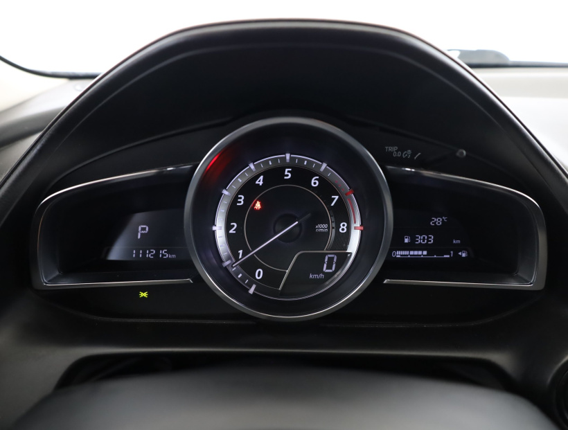 Mazda CX-3, 2015