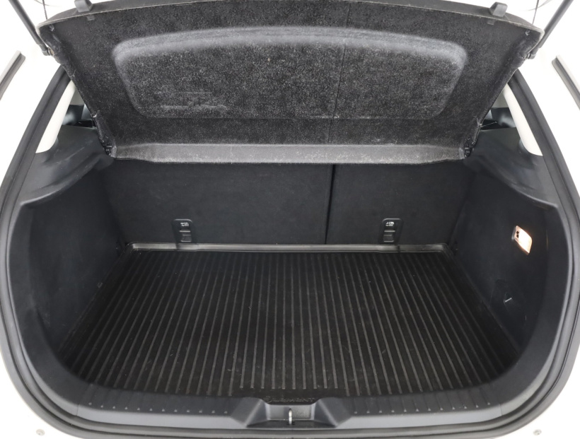 Mazda CX-3, 2015