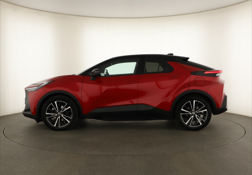 Toyota C-HR, 2025