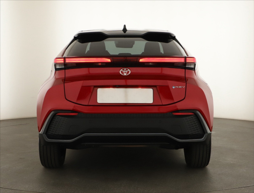 Toyota C-HR, 2025