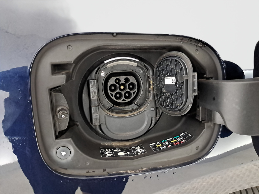 Mercedes-Benz EQC, 2022