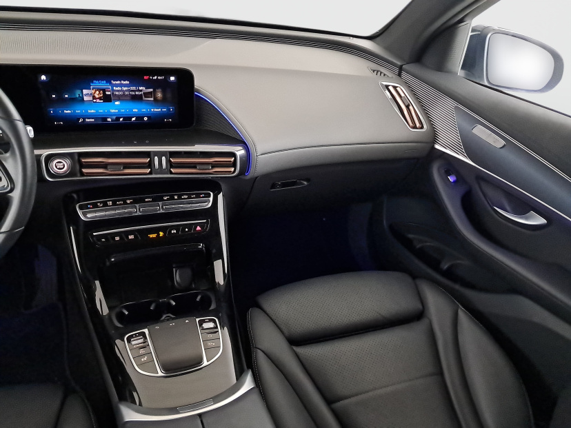 Mercedes-Benz EQC, 2022