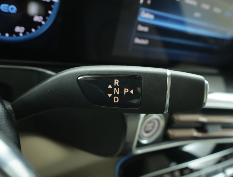 Mercedes-Benz EQC, 2022