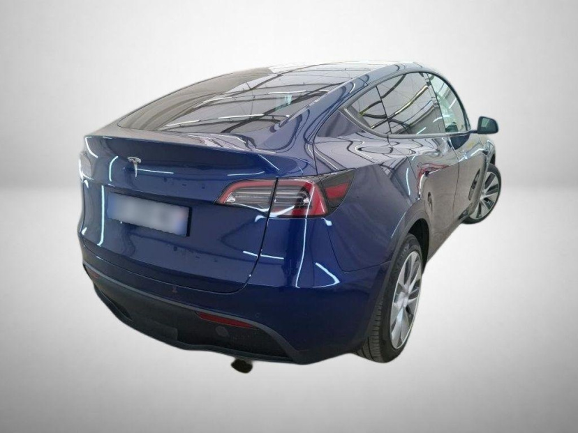 Tesla Model Y, 2022